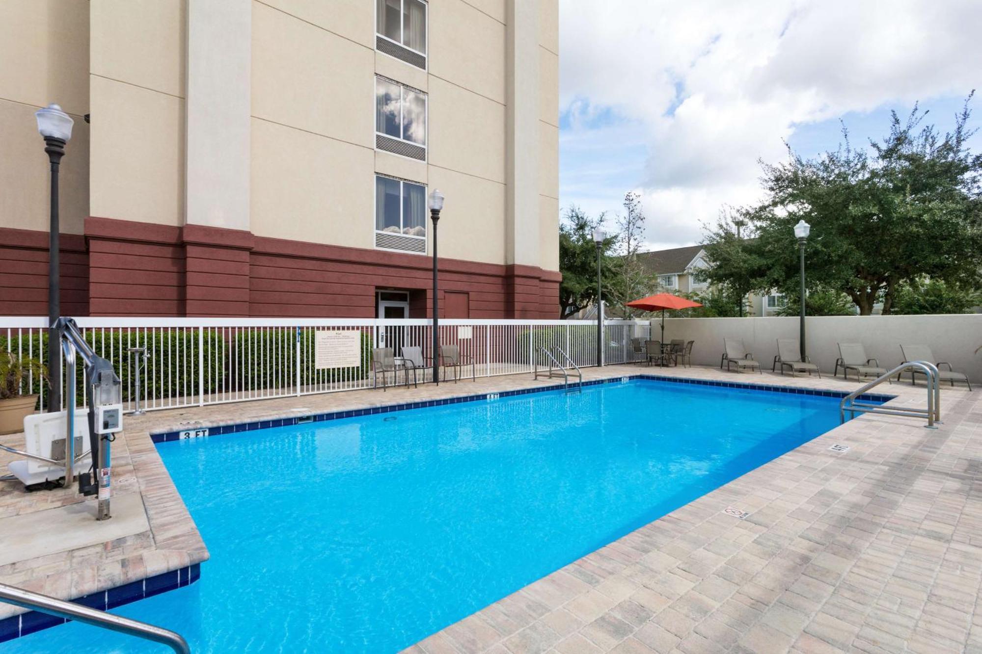 Hampton Inn Leesburg Tavares Exterior photo